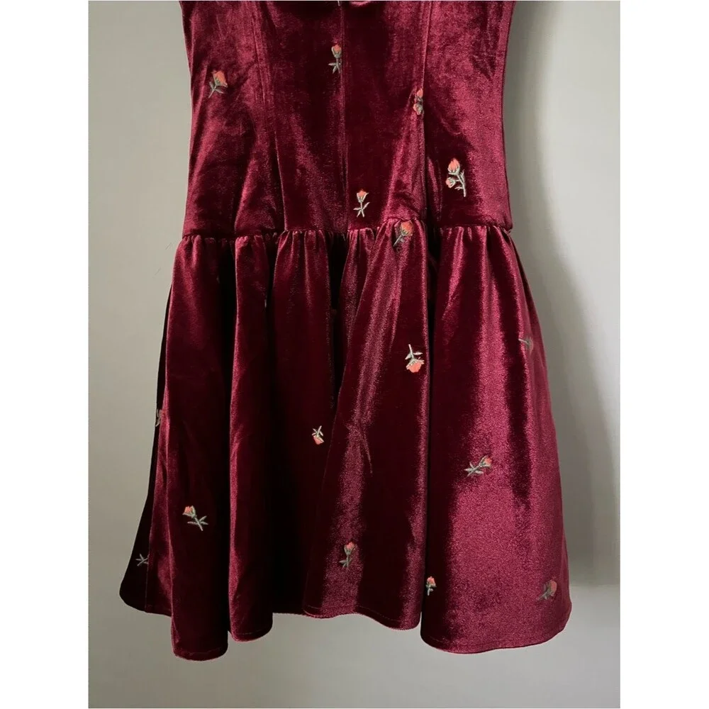 WeWoreWhat Embroidered Corset Peplum Burgundy Velvet Mini Dress Size 0 NWT